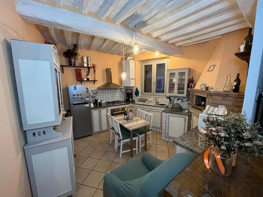 Apartament A Due Passi Da Piazza Grande Montepulciano Zewnętrze zdjęcie